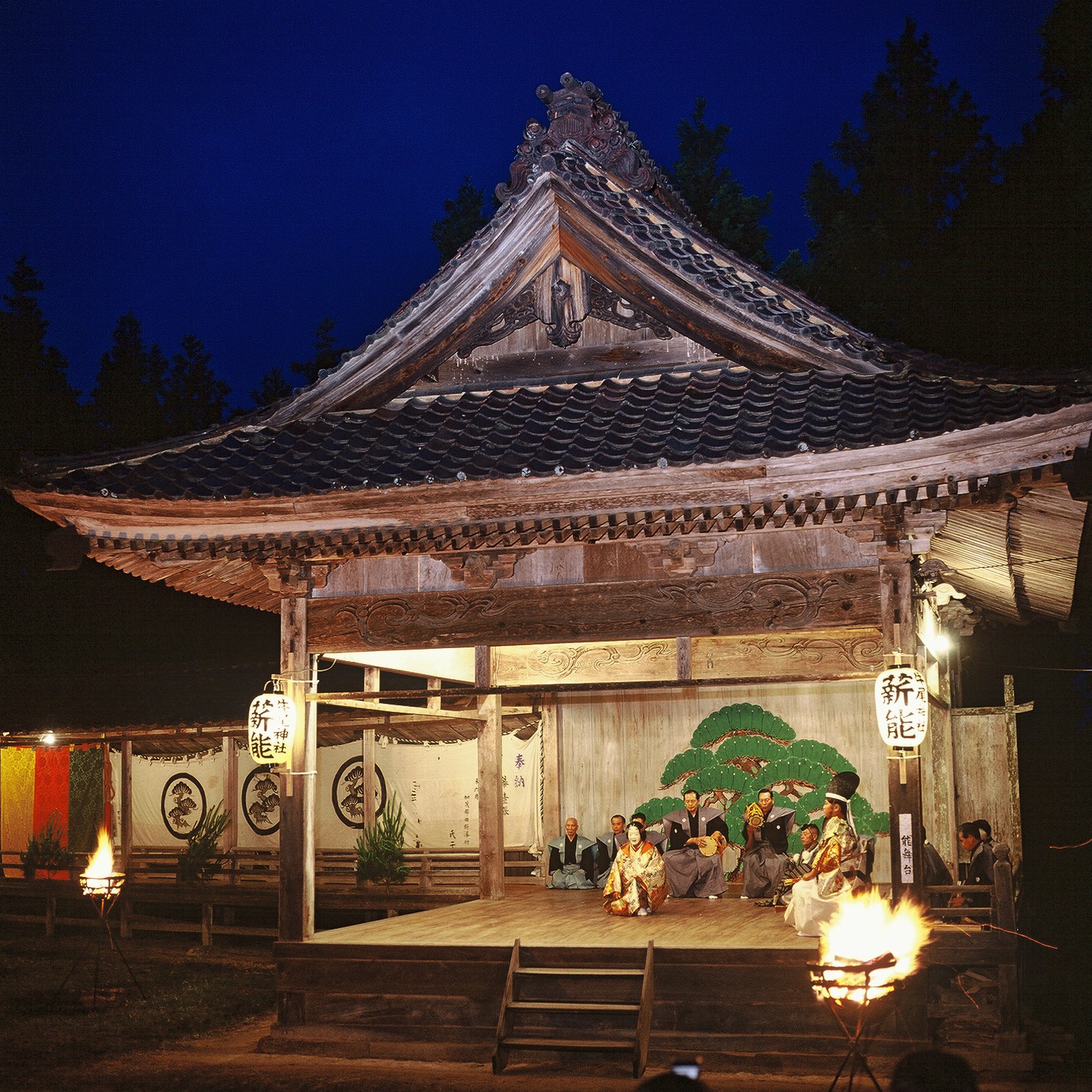 ０６　牛尾神社薪　能